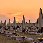 Relax In A With Pool Appartement Bibione
